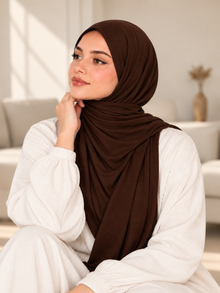 Coffret Signature – 6 Hijabs Élégants aux Couleurs Intemporelles